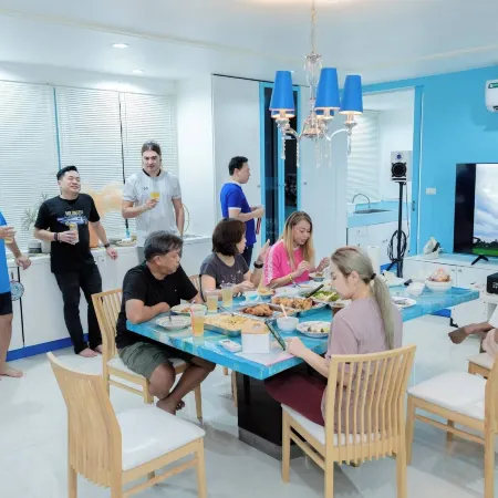 Private Pool Party Villa Games & Karaoke,