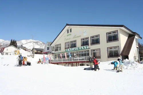 Hakuba Tsugaike Ski Slope Side Espoir Misawa - pemandangan pegunungan