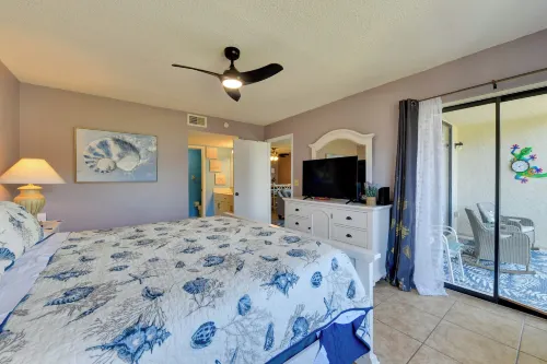 Resort Retreat w/ Pools! 6 Mi to Bradenton Beach - Apartments