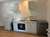 NovaStay Breuillet – Modern Garden Apartment - อพาร์ทเม้นท์