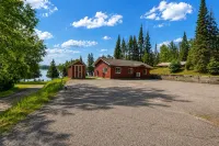"Haufer Hall" - Charming 2-bedroom cabin on beautiful Little Boy Lake. - Hytter