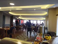 Palmiye Royale Palace - breakfast