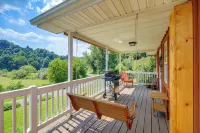 Cozy Cabin Retreat: Peaceful Mountain Views - 2-Star