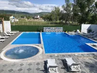 Laguna Beach Club Bazaleti Lake - Pools