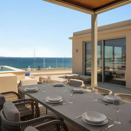 Wyndham Residences Piraeus Marina Zeas