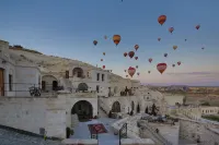 Phocas Cave Suites - Mountain view