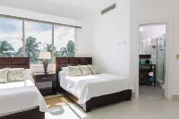 Seawinds Cabarete Beachfront Penthouse, Stunning Balcony Views, Sleeps 6 - Gym