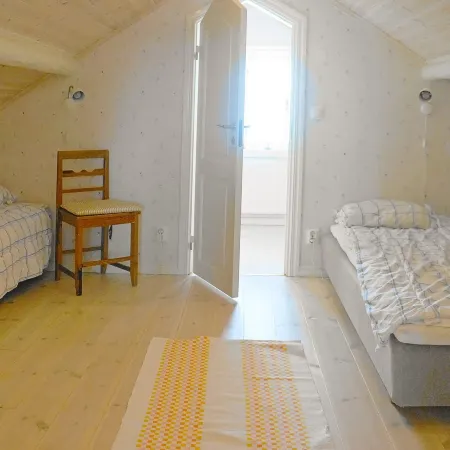 6 person holiday home in HÄLLEVIKSSTRAND-By Traum