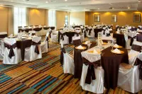 Fairfield Inn & Suites Atlanta Gwinnett Place - breakfast