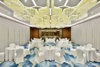 Fairfield by Marriott Indore - Airport Shuttle