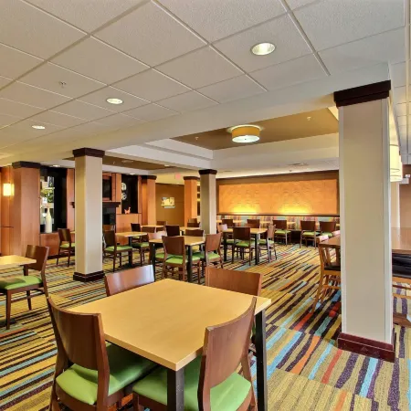 Fairfield Inn & Suites Milwaukee Airport