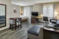 Residence Inn Atlanta Perimeter Center/Dunwoody - Kitchens