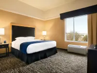 DoubleTree by Hilton Oklahoma City Airport Hotels near Grant Square