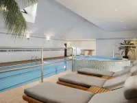 Hilton East Midlands Airport - Pools