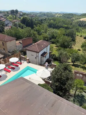 Club Carpeneto - Homestays