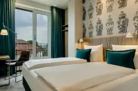Motel One Dresden am Zwinger - 3-Star