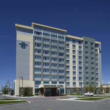 Homewood Suites by Hilton Calgary-Airport