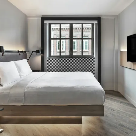 Moxy Lille City