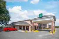 Quality Inn & Suites Live Oak I-10 Exit 283 - 2-Star