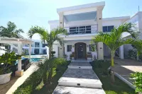Amazing 12BR villa with 4 master rooms - Villas
