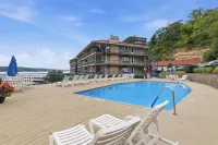 Main Channel Views, 3 Heated Pools & Gated Resort - Homestays
