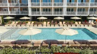 La Mer Beachfront Resort - Pools