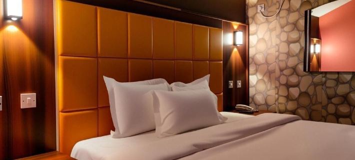 เอโอเทล โรงแรม ลากอส อาโก โรงแรมในลากอส