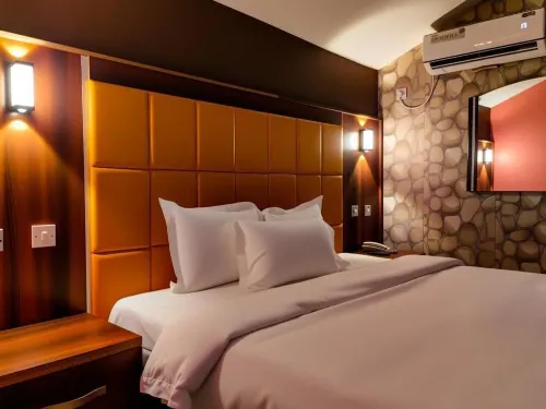 Aotel Hotel Lagos Ago - واي فاي