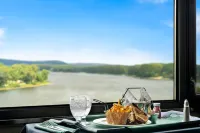 Radisson Hotel la Crosse - breakfast