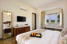 ELIVAAS Signature Vijaypura Bagh 6BHK