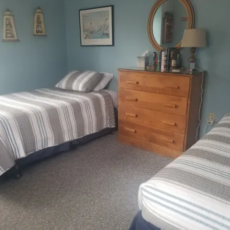 "Longview": FLX Lakefront Cottage w/Beachfront, Dock & Complimentary FLX Wine!