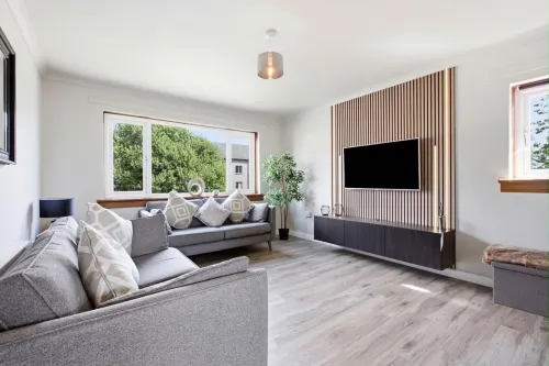 The Milburn-sleeps6-enclosedgarden-nearglasgow - 2-Star