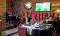 Noktel Resort Hotel Ilorin - Parkplatz
