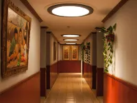 Hotel Amanah Benua Hotels in Kesambi