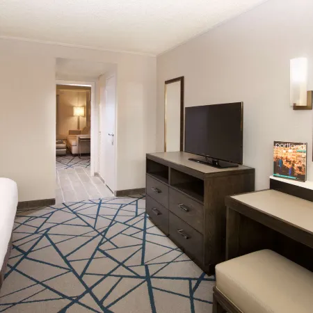 Embassy Suites by Hilton Portland Tigard