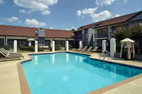 Sonesta Select Atlanta Norcross I 85 - parking