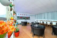 Laxmi Palace Hotels near Mall Rd