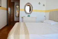 Stunning Penthouse with Panoramic Views of EZE Village and the French Riviera - Parvekkeita