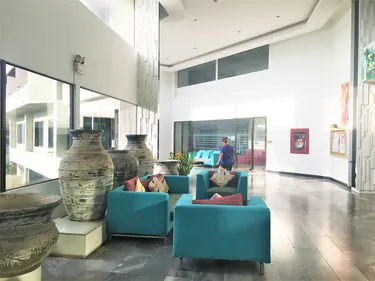 รูปภาพของSwimming Pool View Spacious Studio 5 Min to Beach