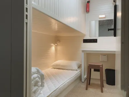 Dream Inn Отели рядом с достопримечательностью «Wuhan Ferry Huanghelou Dock»