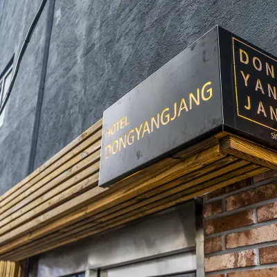 Hotel Dongyangjang Dongdaemun-Jongno Hotel dekat Jembatan Ogan
