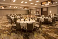 DoubleTree by Hilton Fresno Convention Center - breakfast
