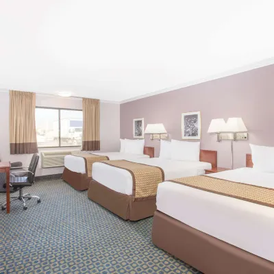 Days Inn by Wyndham Indio Hotels near Bermuda Dunes Airport - UDD