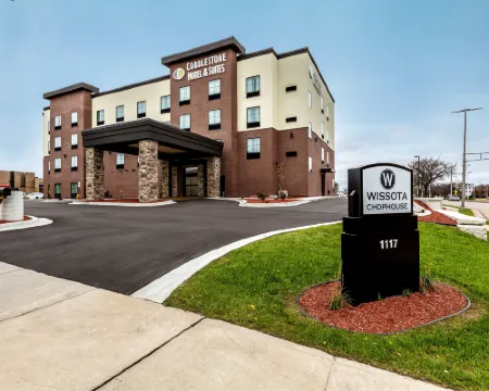 Cobblestone Hotel & Suites - Stevens Point Hotels in Stevens Point