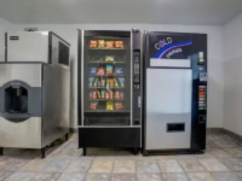 雷德布拉夫6號汽車旅館 雷德布拉夫酒店