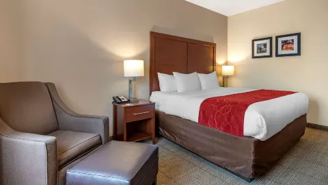 Comfort Suites Columbus West - Hilliard in Columbus