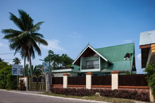 Le Relax Beach House