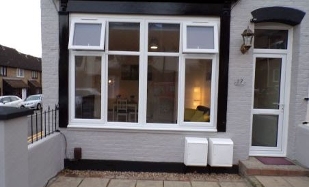 Inviting 3-Bed Apartment in Southend-on-Sea - Housity