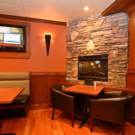 Best Western Plus Country Meadows Inn