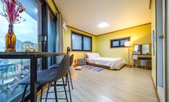 Yangyang Nine Stay Pension